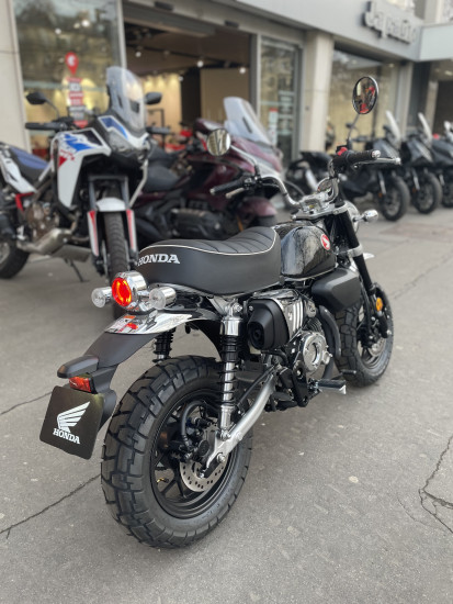 Honda Z125 MONKEY - 3 990€ - 499KM - MEC 02/2026- ARGENT/NOIR - PARIS