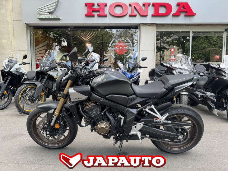 HONDA CB 650 R E CLUTCH - 999KM - 2025 - 7997€ - REFHC297PZ   CB650R ECLUTCH - PARIS