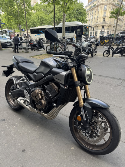 HONDA CB 650 R E CLUTCH - 999KM - 2025 - 7997€ - REFHC297PZ   CB650R ECLUTCH - PARIS