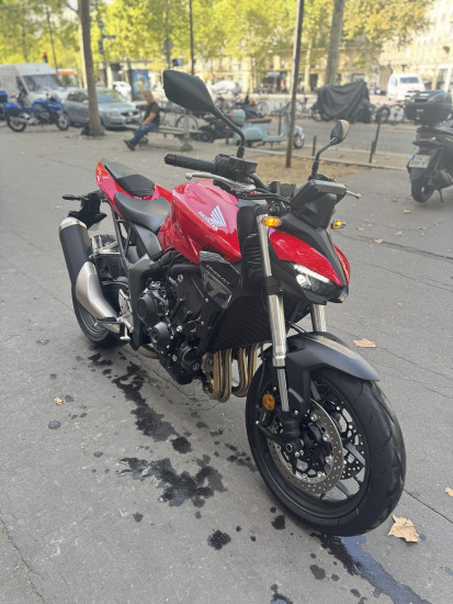 HONDA CB 1000 HORNET - 499KM - 02/2025 - 8990€ - ROUGE - REF HB586VM - PARIS