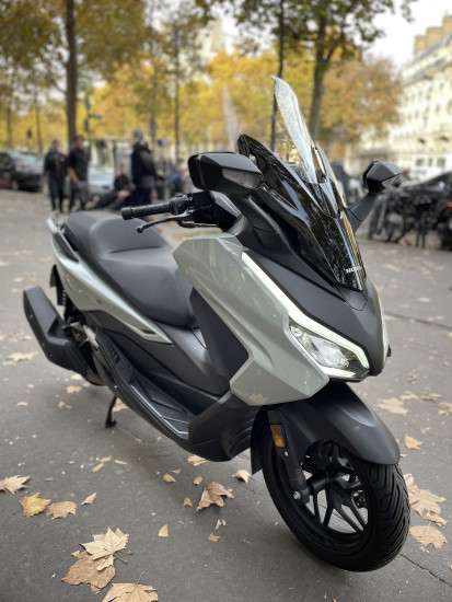 Honda NSS 125 FORZA - 4799KM - 4590€ - GRIS NARDO - MEC 2024 - PARIS