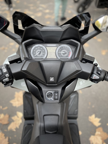 Honda NSS 125 FORZA - 4799KM - 4590€ - GRIS NARDO - MEC 2024 - PARIS