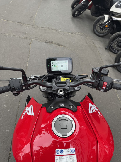 HONDA CB 1000 HORNET - 8890€ - 499KM - 02/2025 - ROUGE - REF HB586VM - PARIS