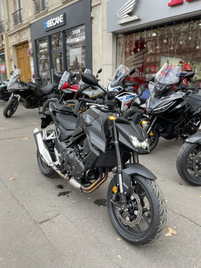 HONDA CB 750 HORNET - 6990€ - 299KM - 09/2025 - NOIR MAT - REFHF251PJ - PARIS