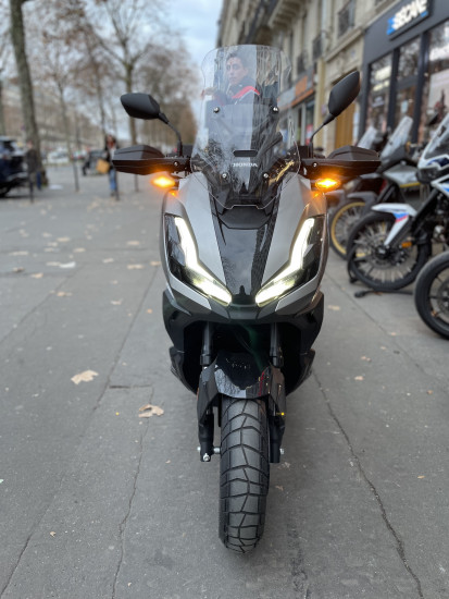 Honda ADV 350 GRIS MAT - 5990€- 399KM - MEC 2025- REFHF468NR - PARIS