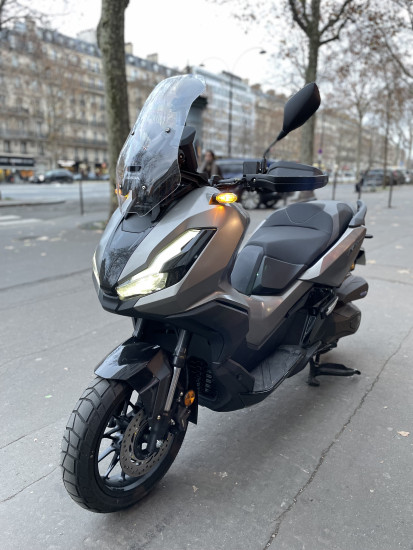 Honda ADV 350 GRIS MAT - 5990€- 399KM - MEC 2025- REFHF468NR - PARIS