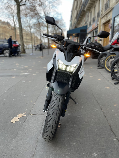 HONDA CB 750 HORNET - 6900€ - 299KM - 02/2025 - BLANC- REFHB089XR - PARIS