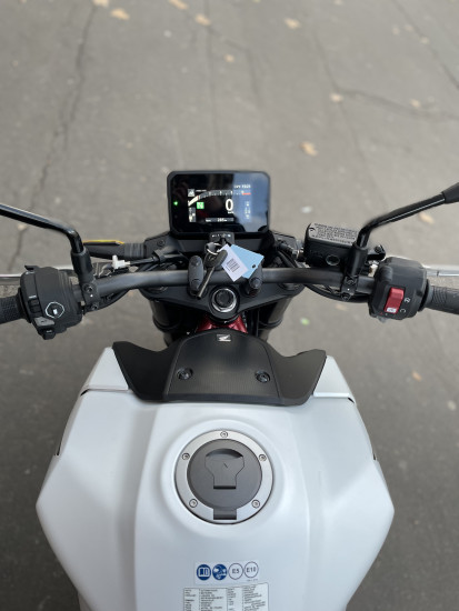 HONDA CB 750 HORNET - 6900€ - 299KM - 02/2025 - BLANC- REFHB089XR - PARIS