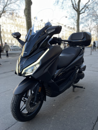 Honda NSS 125 FORZA Smart Top Box - 3990€ - 11985KM - MEC 10/2023- REFGR396QM - PARIS