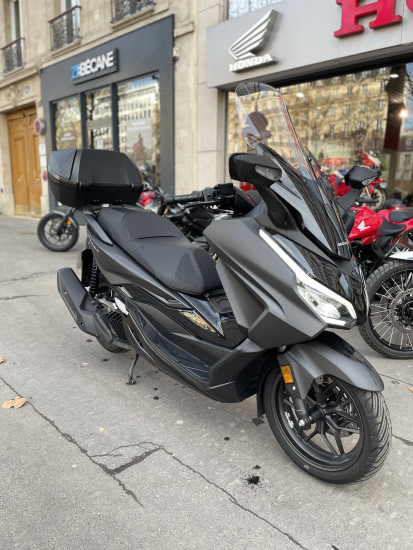 Honda NSS 125 FORZA SMART TOP BOX - 5290€ - 599KM - MEC2025- REFHE254NB - PARIS