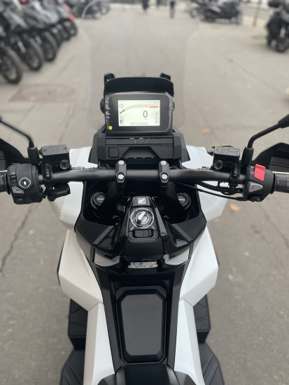 Honda ADV 350 BLANC MAT - 6090€ - 499KM - MEC 2026 - BLANC MAT - PARIS