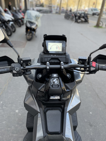 Honda ADV 350 GRIS - 6090€ - 499KM - MEC 2026- REFHJ451HN - PARIS
