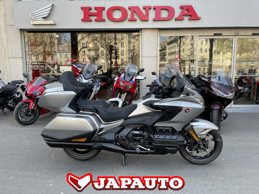 HONDA GL 1800 GOLDWING DCT 11.000 kms REMUS BOULMICH'MOTO  PARIS 