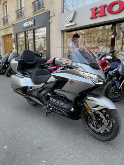 Honda GL 1800 GOLDWING TOURING DCT - 33 990€- 4999KM - MEC 2025 - GRIS ARGENT - REFHF767KD - PARIS