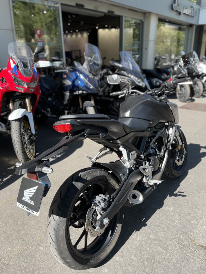 HONDA CB 125 R - 4190€ - 3936KM - MEC 2019 - REFFJ460GR - PARIS