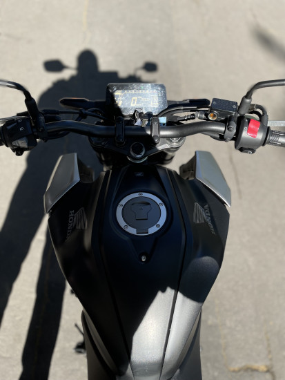 HONDA CB 125 R - 4190€ - 3936KM - MEC 2019 - REFFJ460GR - PARIS