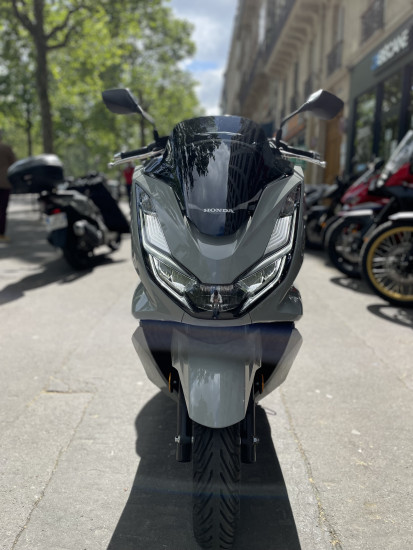 Honda PCX 125 - 2790€ - 4770KM - MEC 2024 - REF GY773RA - PARIS