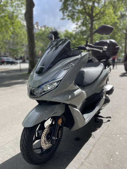 Honda PCX 125 - 2790€ - 4770KM - MEC 2024 - REF GY773RA - PARIS
