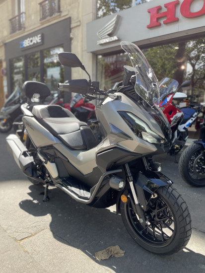 Honda ADV 350 - 5990€- 1205KM - MEC 2025- REFHD163ES - PARIS